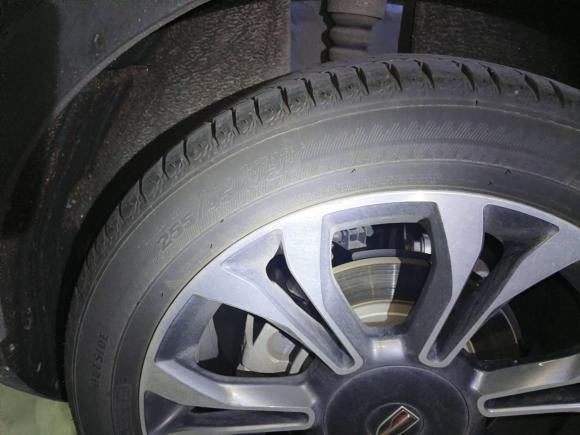 [常州·苏D] 二手红旗红旗HS52019款 2.0T 智联旗享四驱版