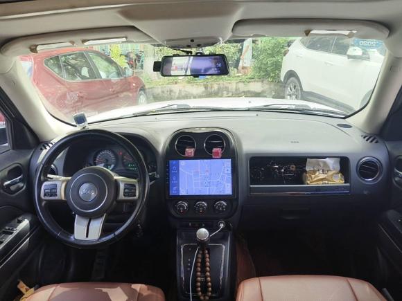 [台州·浙J] 二手Jeep自由客2011款 2.4 运动版