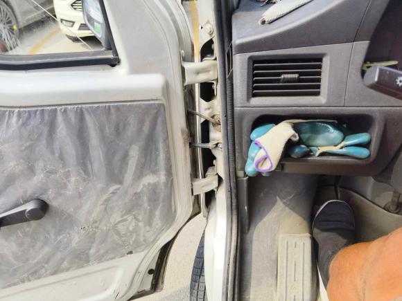 [青岛·鲁B] 二手五菱汽车五菱之光2015款 1.2L 实用型LSI