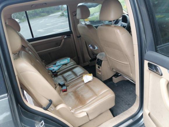 [上海·苏E] 二手大众途安2011款 1.4T DSG智雅版5座