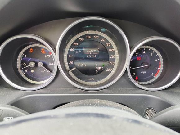 [济南·鲁A] 二手奔驰奔驰E级2015款 E 260 L 豪华型