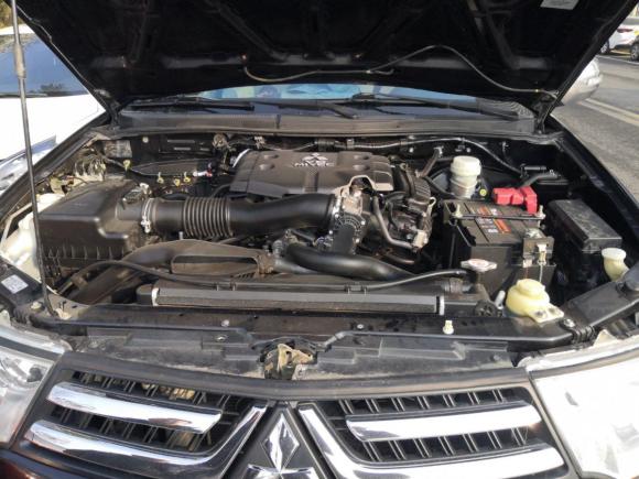 [成都·川G] 二手三菱帕杰罗·劲畅2013款 3.0L 自动四驱旗舰版