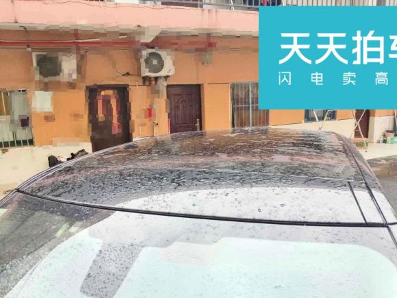 [上海·皖A] 二手路虎揽胜极光2015款 2.0T 5门耀动版