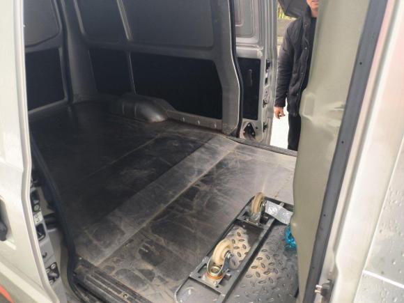 [苏州·苏F] 二手五菱汽车五菱EV502021款 厢式物流车慧视通鹏辉43.2kWh通宇电控