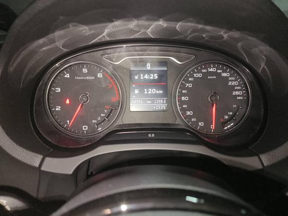 [济南·鲁A] 二手奥迪奥迪A32015款 Sportback 45 TFSI S line 运动型