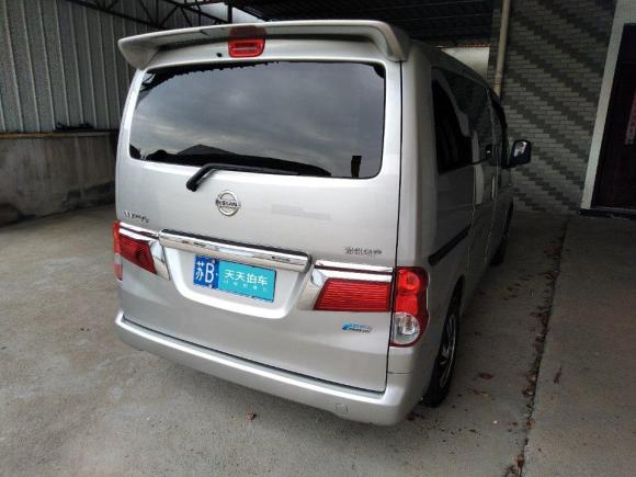 [无锡·苏B] 二手日产日产NV2002016款 改款 1.6L CVT尊享型