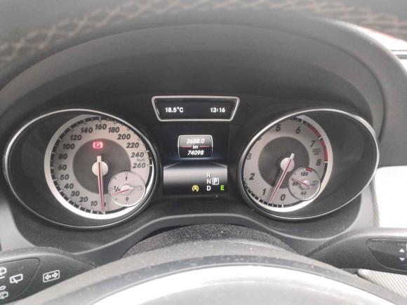 [义乌·浙G] 二手奔驰奔驰GLA2015款 GLA 200 动感型