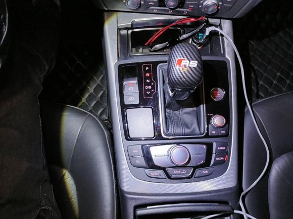 [南京·苏A] 二手奥迪奥迪A6L2018款 30周年年型 35 TFSI 时尚型