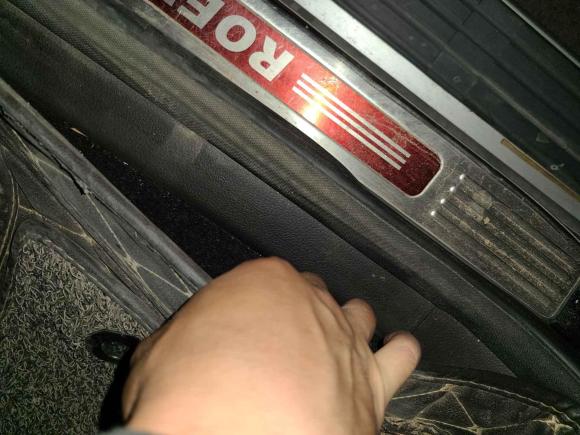 [青岛·鲁B] 二手荣威荣威RX82018款 30T 智联网两驱旗舰版