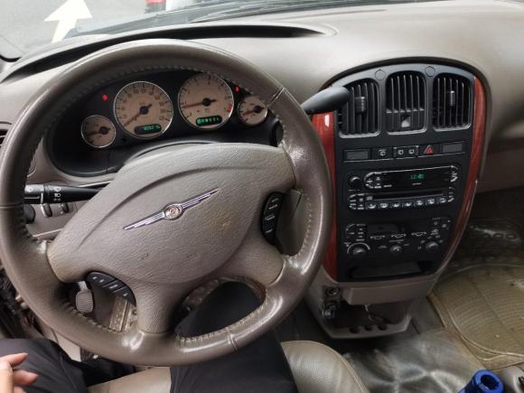 [深圳·粤B] 二手克莱斯勒大捷龙2007款 3.3L 商务版