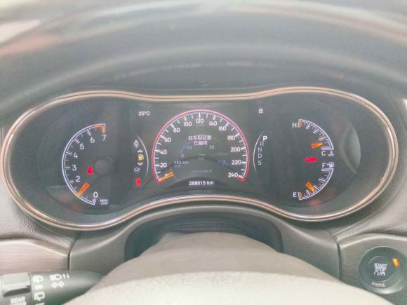 [济南·鲁A] 二手Jeep大切诺基2014款 3.0L 旗舰尊悦版