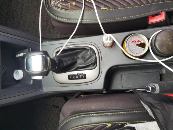 [杭州·浙A] 二手荣威荣威3502015款 1.5L 自动豪华天窗版