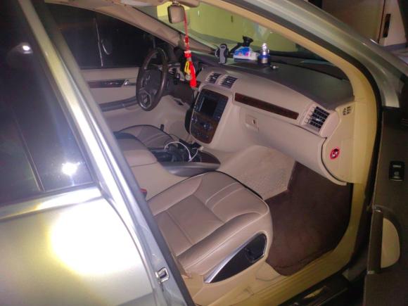 [上海·沪A] 二手奔驰奔驰R级2011款 R 350 L 4MATIC