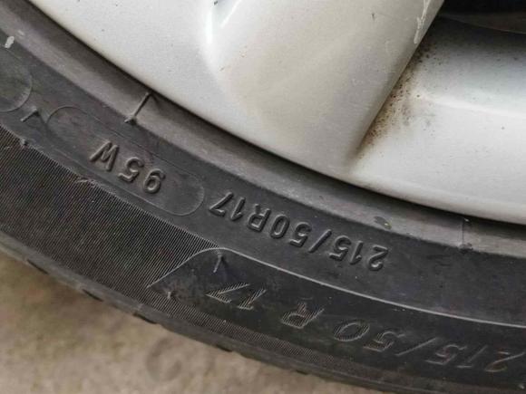 [西安·浙A] 二手沃尔沃沃尔沃V602015款 T5 智逸版