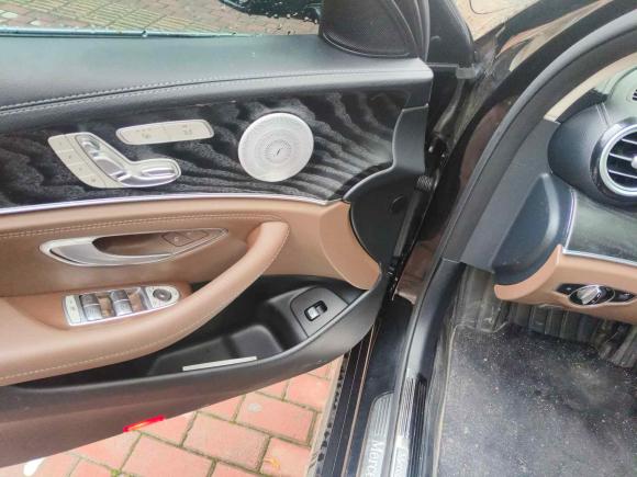 [嘉兴·浙F] 二手奔驰奔驰E级2019款 改款 E 300 L 运动豪华型