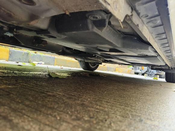 [上海·沪B] 二手丰田卡罗拉2017款 改款双擎 1.8L E-CVT精英版