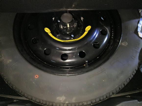 [西安·陕U] 二手陆风陆风X72018款 劲越 1.5T 全景至尊型