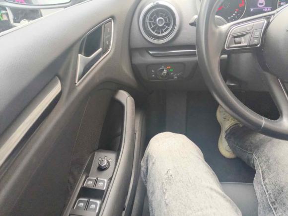 [义乌·苏E] 二手奥迪奥迪A32018款 30周年年型 Limousine 35 TFSI 时尚型