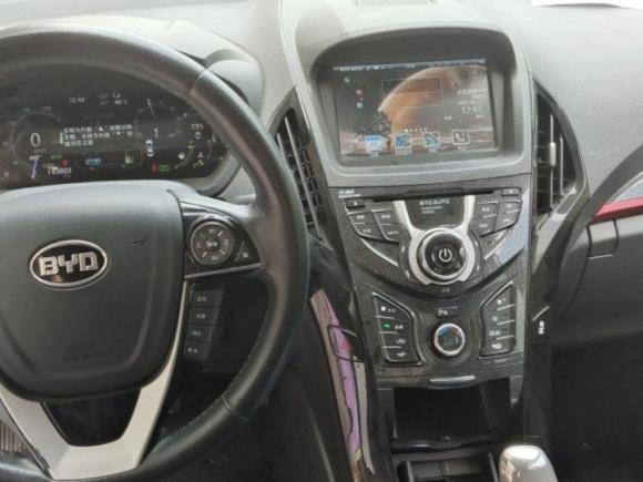 [济南·鲁F] 二手比亚迪秦新能源2014款 1.5T 酷黑骑士旗舰型