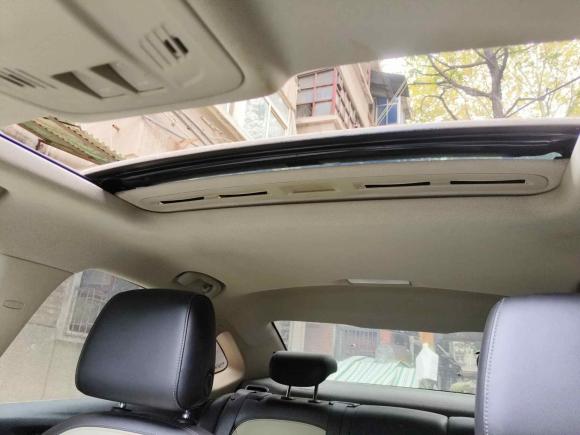 [西安·陕U] 二手别克威朗2018款 三厢 15S 自动领先型