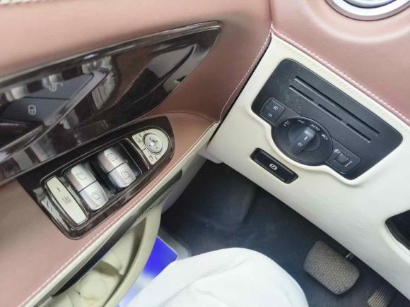 [上海·沪C] 二手奔驰威霆2018款 2.0T 精英版 7座 国VI