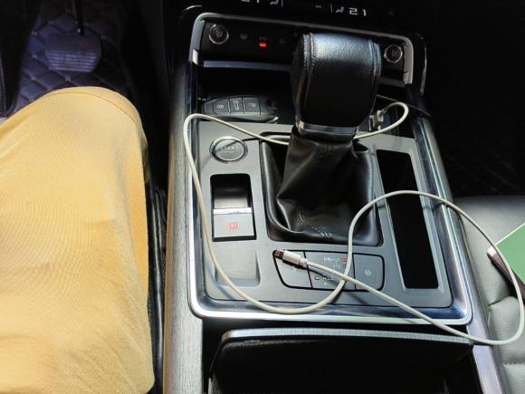 [上海·赣F] 二手雪铁龙雪铁龙C62017款 改款 380THP 豪华型