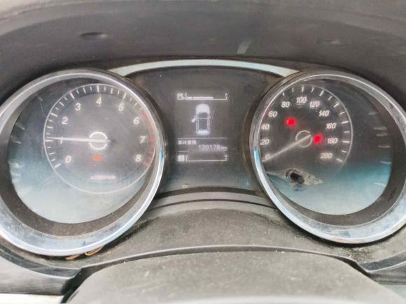 [济南·鲁A] 二手宝骏宝骏7302016款 1.5L 手动超值型 7座 国V