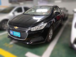 雪佛兰科鲁兹2015款1.5L手动时尚版