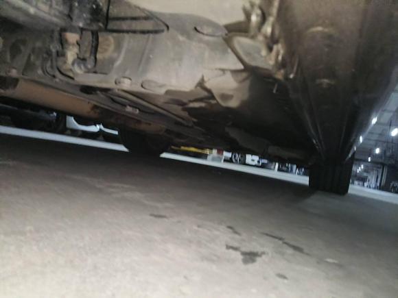 [上海·沪B] 二手荣威荣威9502012款 2.4L 豪华行政版