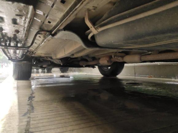 [武汉·赣B] 二手起亚狮跑2009款 2.0L 自动两驱版GL