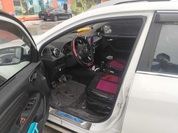 [南京·苏L] 二手东南东南DX32016款 1.5L 手动尊贵型