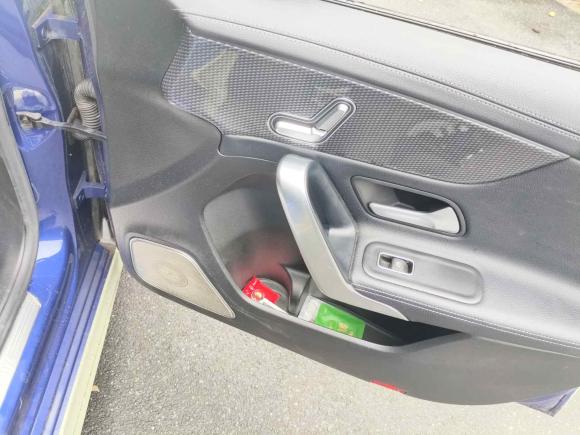 [上海·湘J] 二手奔驰奔驰A级2020款 A 200 L 运动轿车