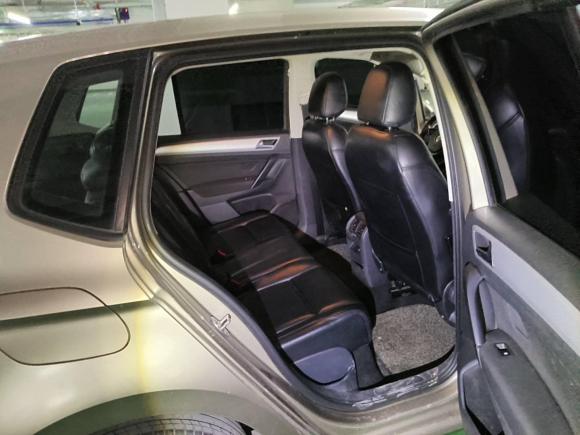 [北京·琼A] 二手大众高尔夫·嘉旅2018款 1.6L 自动舒适型