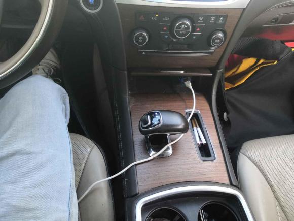 [嘉兴·皖K] 二手克莱斯勒克莱斯勒300C2013款 3.6L 尊享版