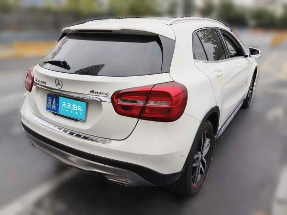 [杭州·浙A] 二手奔驰奔驰GLA2015款 GLA 220 4MATIC 时尚型