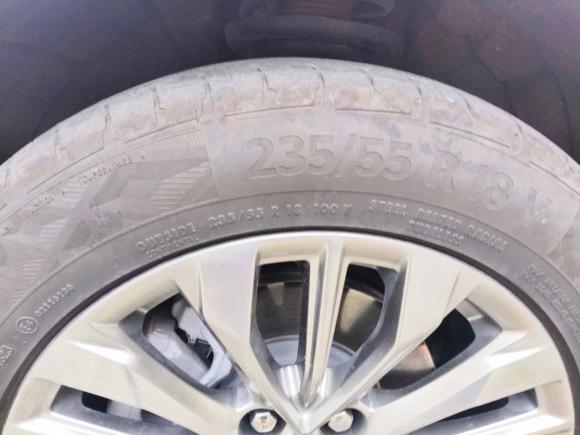 [南京·苏A] 二手凯迪拉克凯迪拉克XT42024款 28T 两驱豪华型