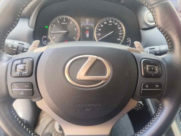 [深圳·粤B] 二手雷克萨斯雷克萨斯NX2015款 200t 全驱 锋尚版