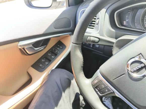 [苏州·苏U] 二手沃尔沃沃尔沃V402018款 T3 智雅版