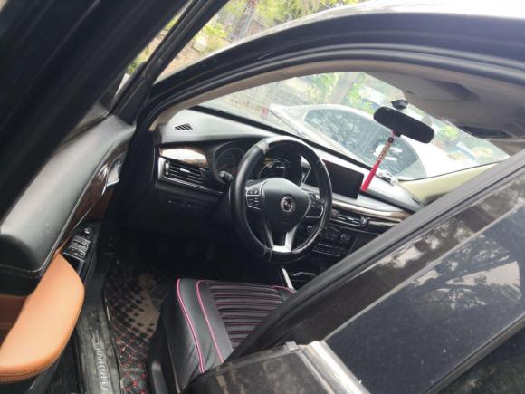 [成都·贵F] 二手汉腾汽车汉腾X72016款 1.5T 手动豪华型