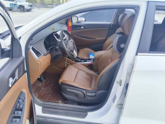 [合肥·皖A] 二手现代途胜2015款 1.6T 双离合两驱智能型