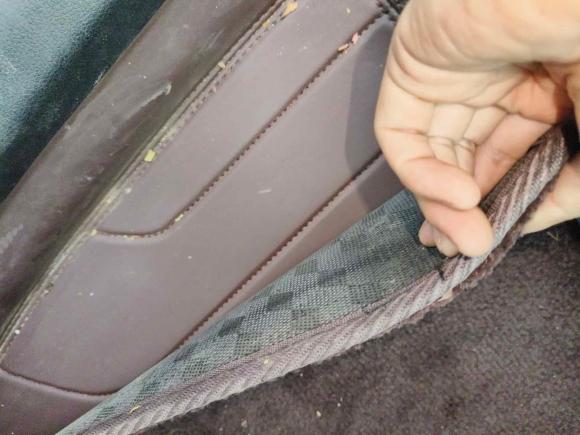 [芜湖·皖B] 二手奔驰奔驰E级2017款 E 300 L 运动时尚型