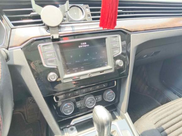 [青岛·鲁B] 二手大众迈腾2017款 330TSI DSG 豪华型