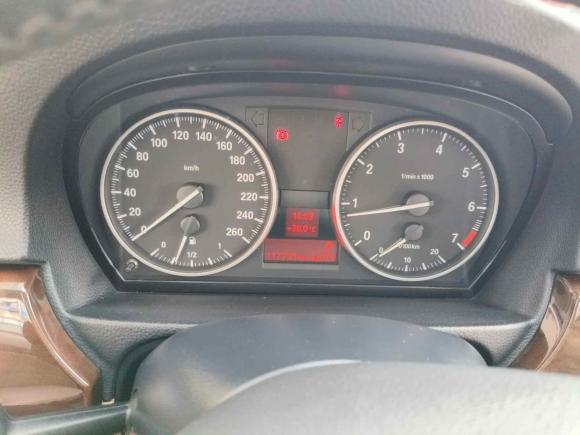 [上海·沪C] 二手宝马宝马3系2011款 320i 时尚型