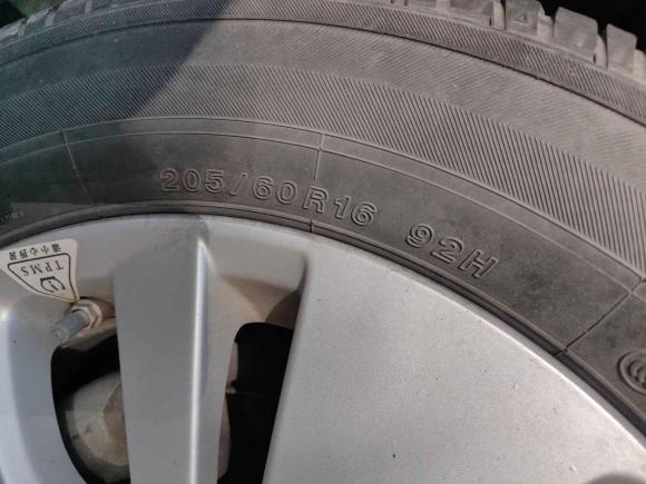 [上海·苏F] 二手铃木锋驭2014款 1.6L 手动两驱精英型