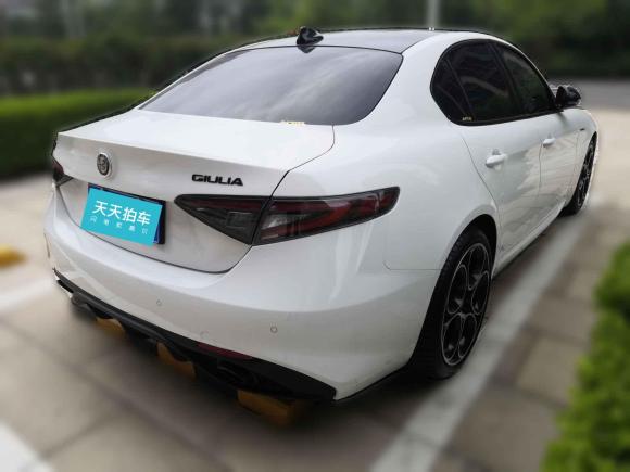 [北京·京N] 二手阿尔法·罗密欧Giulia朱丽叶2022款 2.0T 280HP Veloce 赛道版