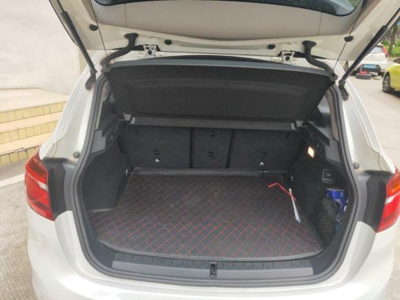 [佛山·粤E] 二手宝马宝马2系旅行车2014款 220i 豪华设计套装