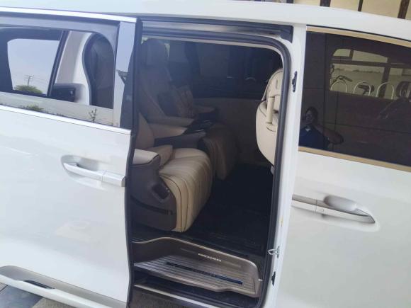 [武汉·鄂A] 二手腾势腾势D92022款 DM-i 1040 尊贵型