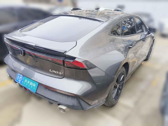 [无锡·苏B] 二手长安长安UNI-V2022款 1.5T 尊贵型