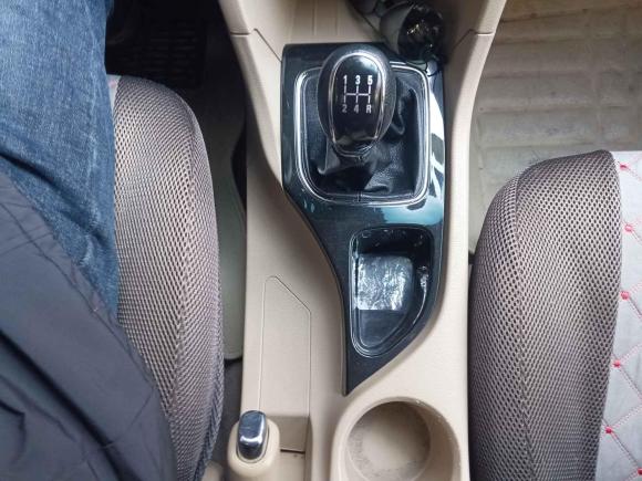 [南京·苏A] 二手宝骏宝骏7302016款 1.8L 手动舒适型 7座