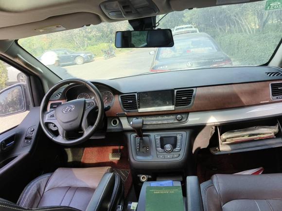 [青岛·鲁B] 二手上汽大通MAXUS大通G102014款 2.0T 自动行政版